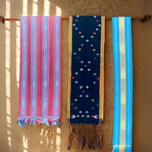 koleksi paket adat Nusa Tenggara Timur